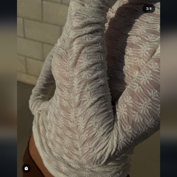 Rowie the Label Galo Flower Lace Top - Picture 7 of 8